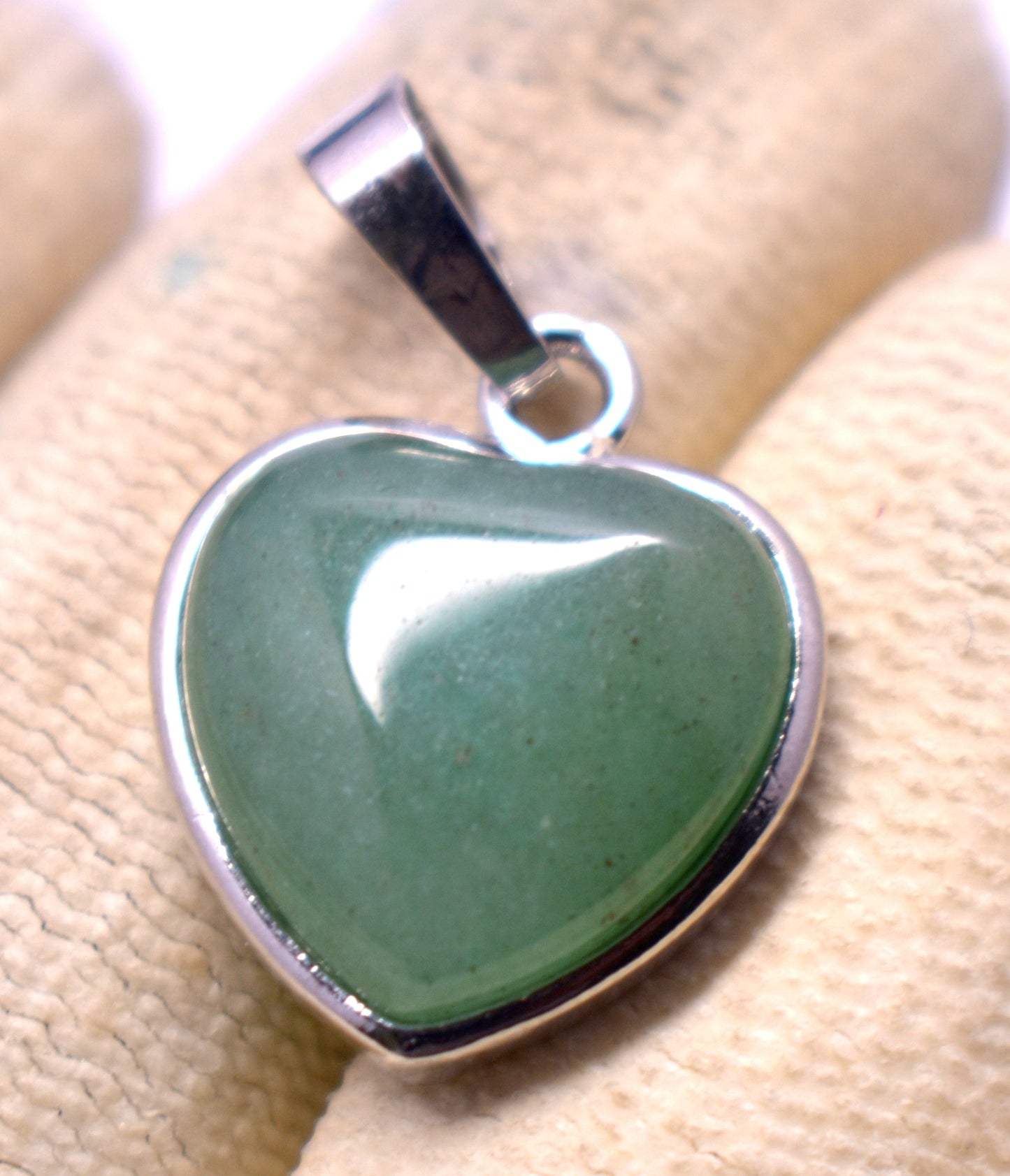 Green Aventurine Locket, {Weight - 3.40 Gram}