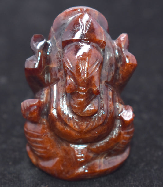 Gomed Ganesh, Spiritual Decorative, Gem carvings, Hand carved Ganesh for Prayer