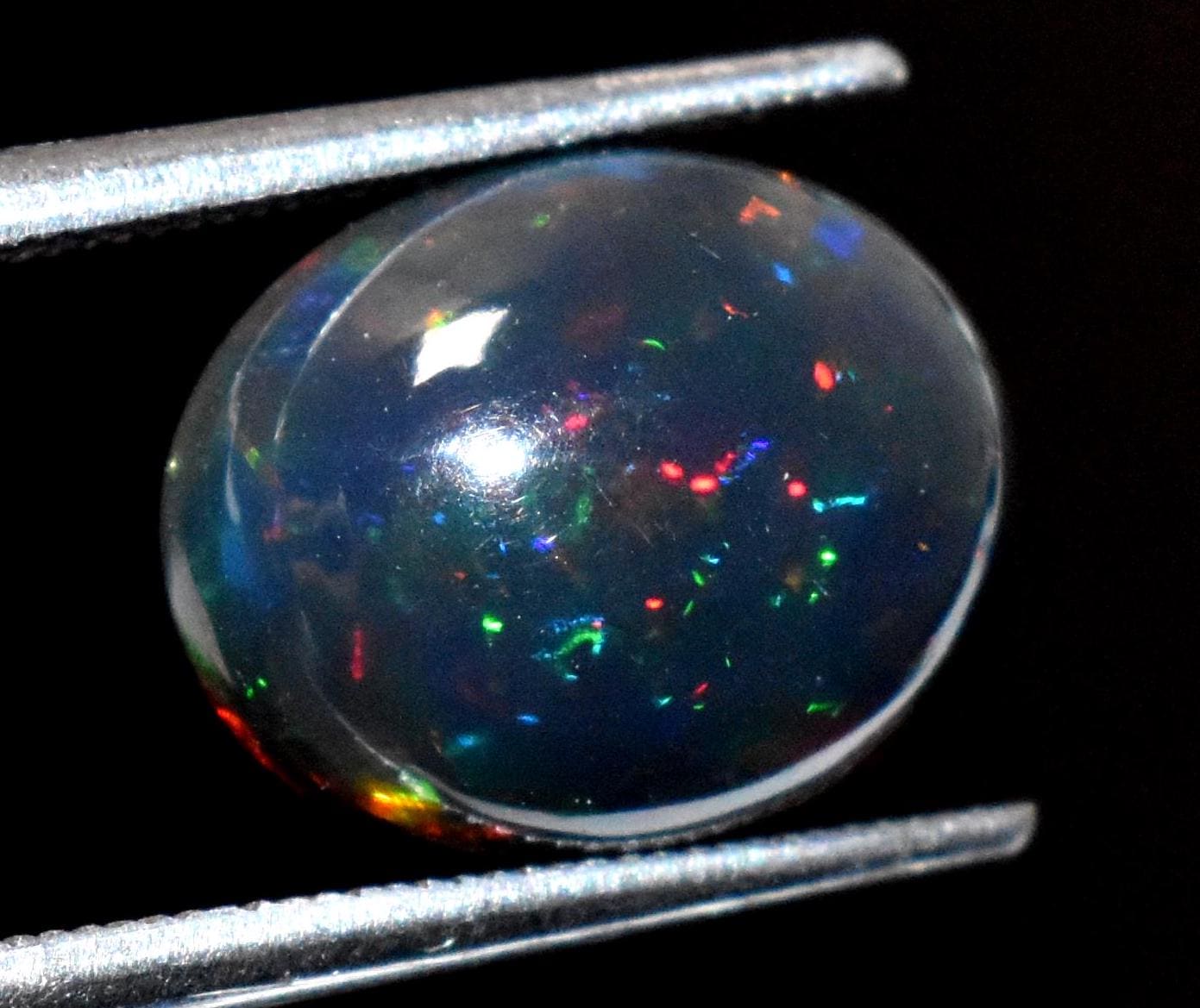 Black Opal, Oval Welo Fire Cabochon Loose Gemstone, 2.60 Crt, Size-9x11x5.5mm,