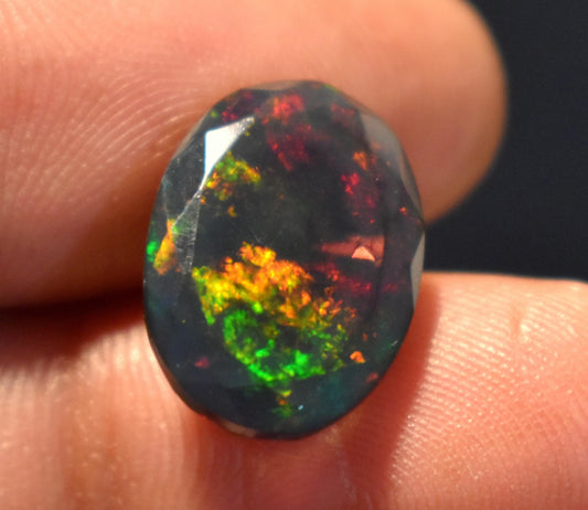 Black Opal, Oval Faceted Loose Gemstone, 5.15 Carat, Size-17x12x6mm,