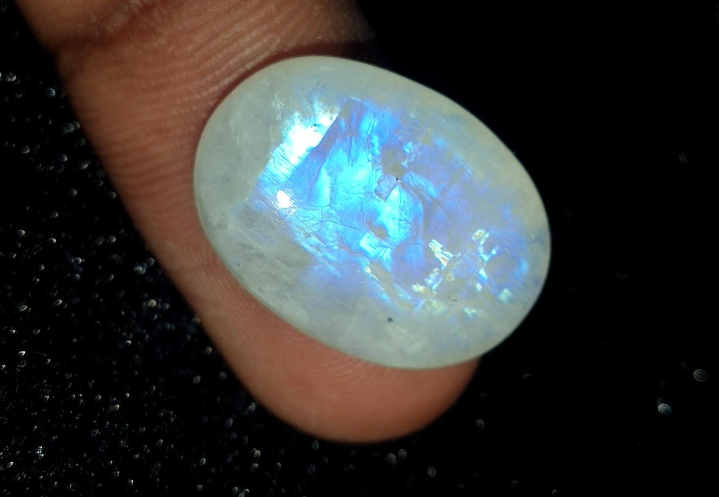 Rainbow Moonstone, Oval Blue Flashy Loose Gemstone, 13.90 Carat, Size-14x20x5mm,