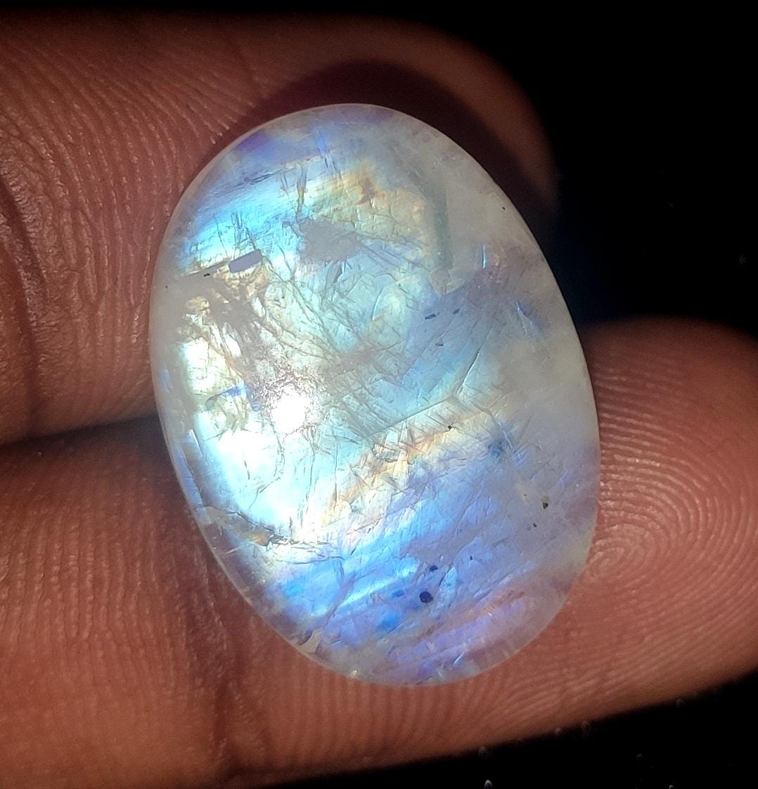 Rainbow Moonstone, Oval Blue Flashy Loose Gemstone, 17.05  Carat, Size-16.5x23x5mm,