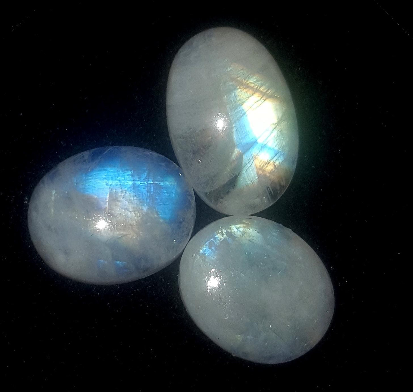 Rainbow Moonstone, Oval Blue Flashy Gemstone Lot, 29.80 Carat, Size-9x13.5x4.5mm To 11x16.5x6mm,