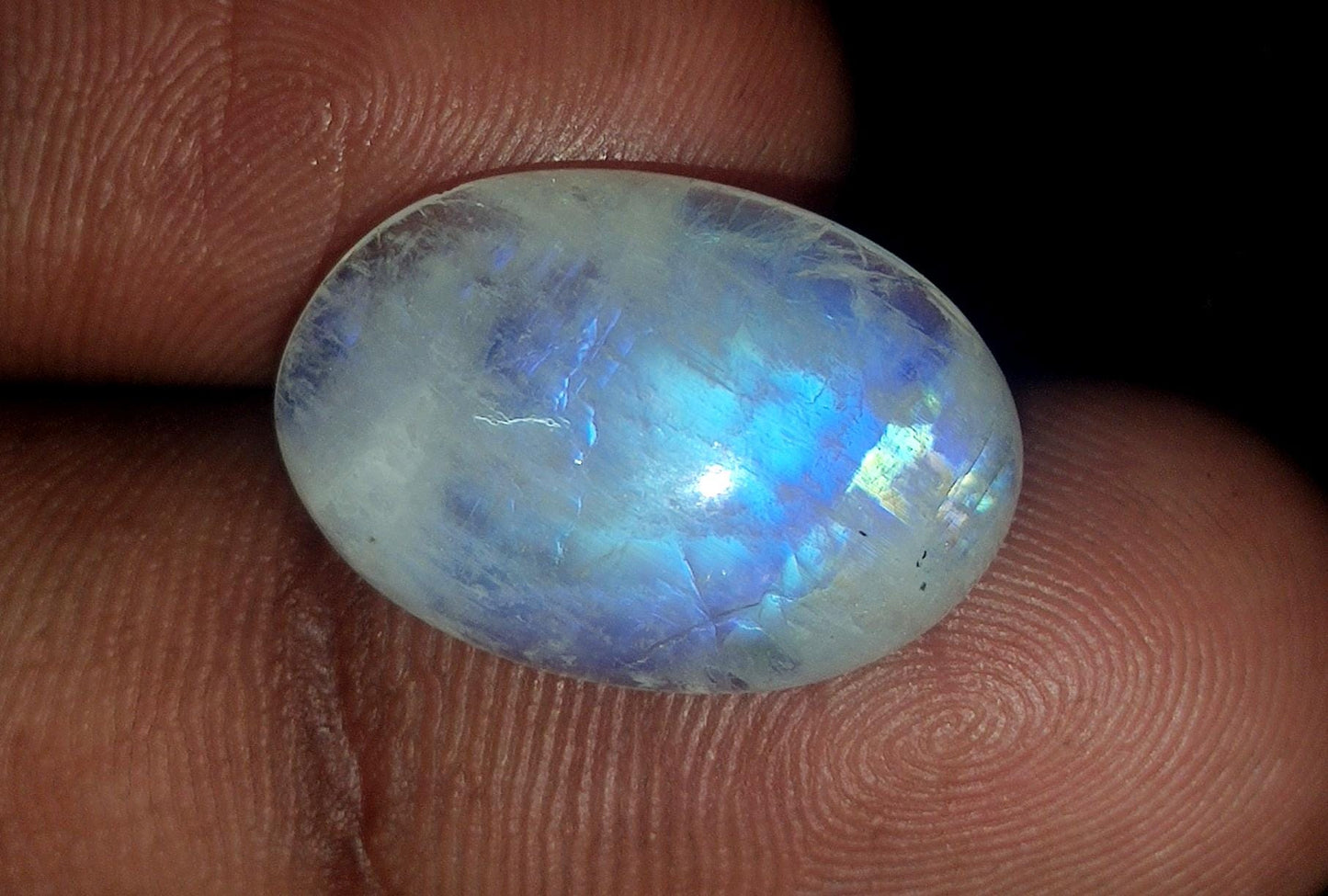 Rainbow Moonstone, Oval Blue Flashy Loose Gemstone, 10.85 Carat, Size-11x17x4mm,