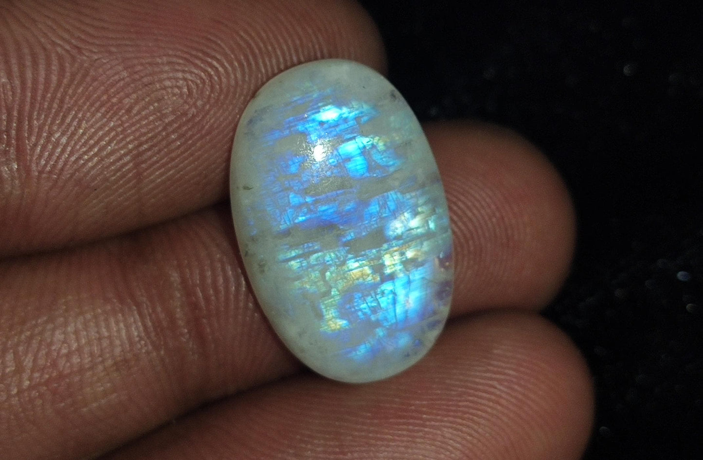 Rainbow Moonstone, Oval Blue Flashy Loose Gemstone, 9.30 Carat, Size-12x19x4.5mm,