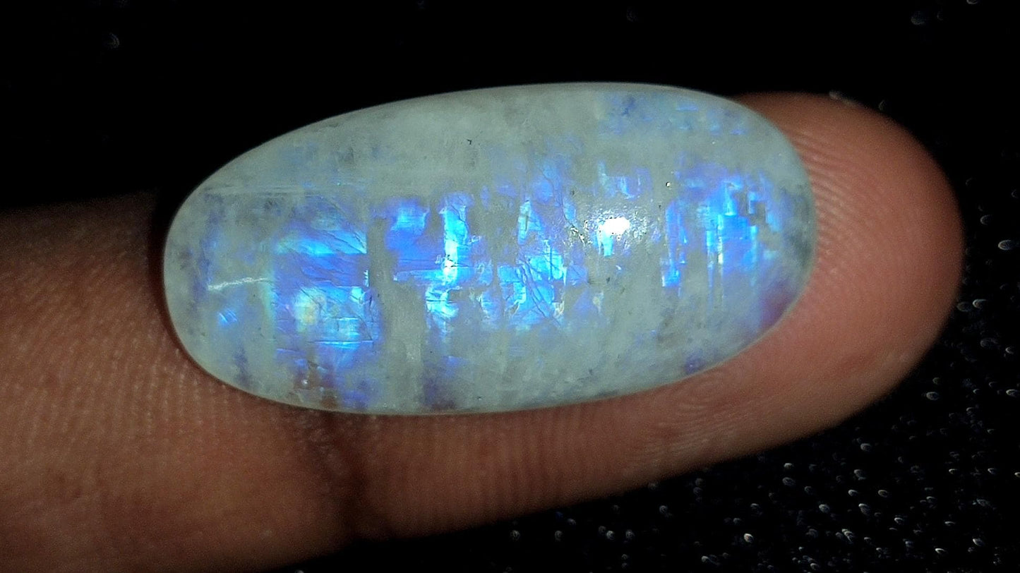 Rainbow Moonstone, Oval Blue Flashy Loose Gemstone, 16.50 Carat, Size-11x20x4mm ,