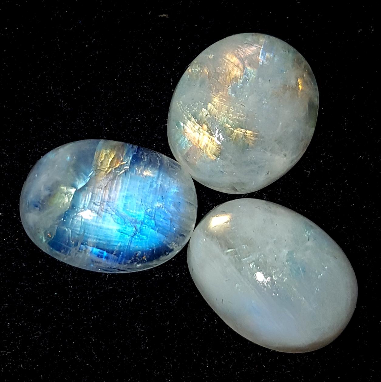 Rainbow Moonstone, Oval Blue Flashy Gemstone Lot, 31.80 Carat, Size-12x16x8mm To 13x15x6mm,